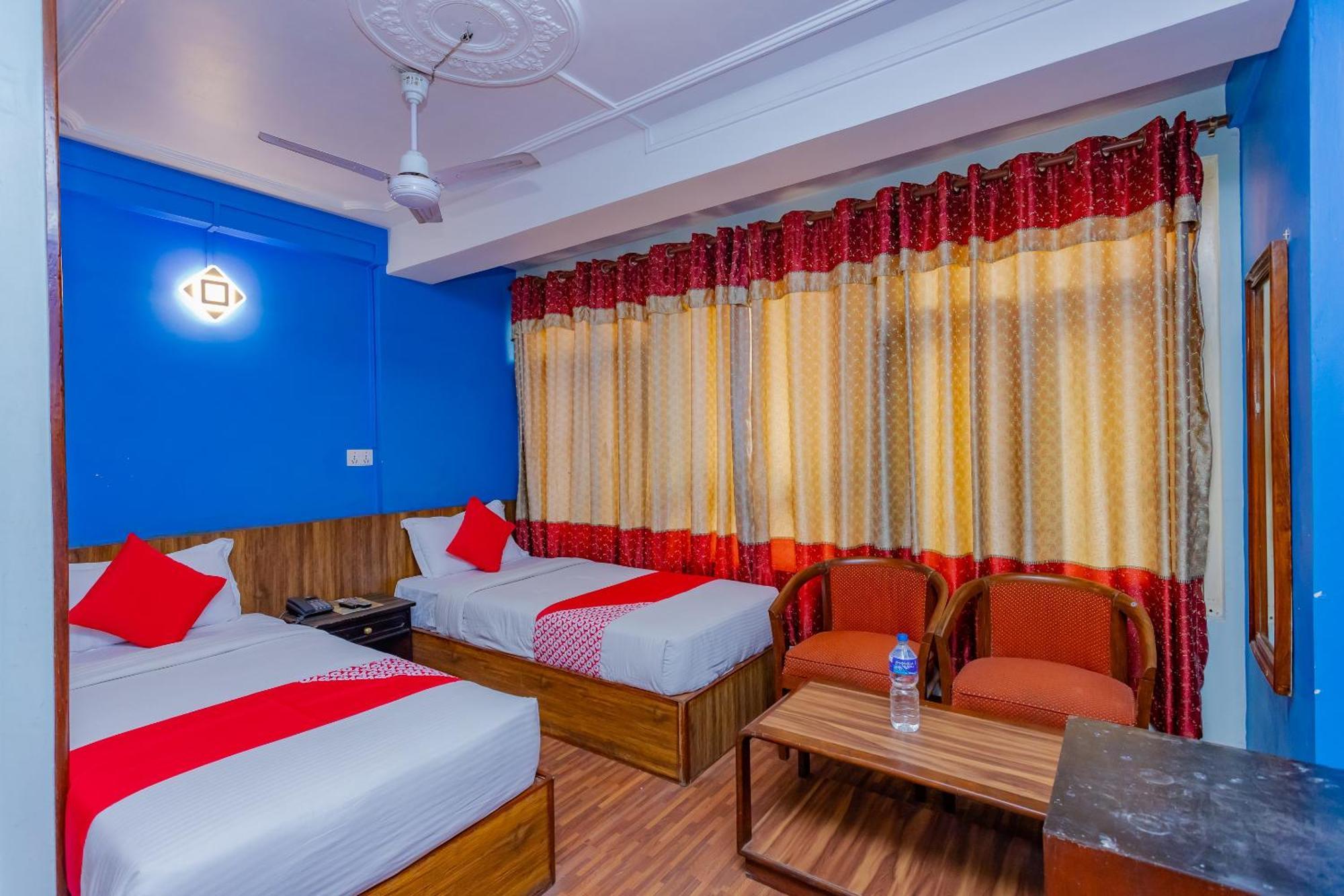 Oyo 795 Hotel Holiday Inn Κατμαντού Εξωτερικό φωτογραφία